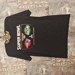 NFL 2015 Super bowl Youth T-Shirt XL 18